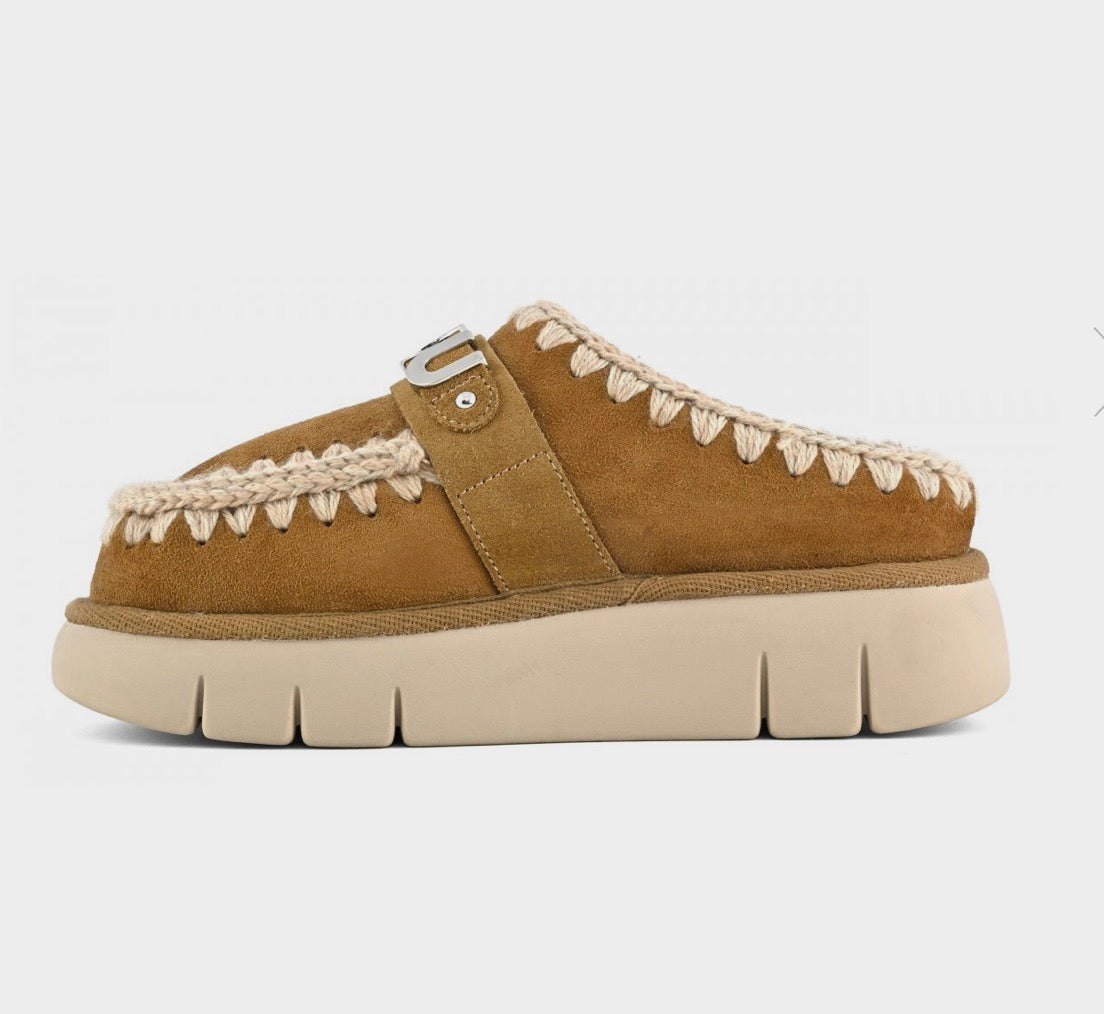 Socas Cognac Mou Footwear