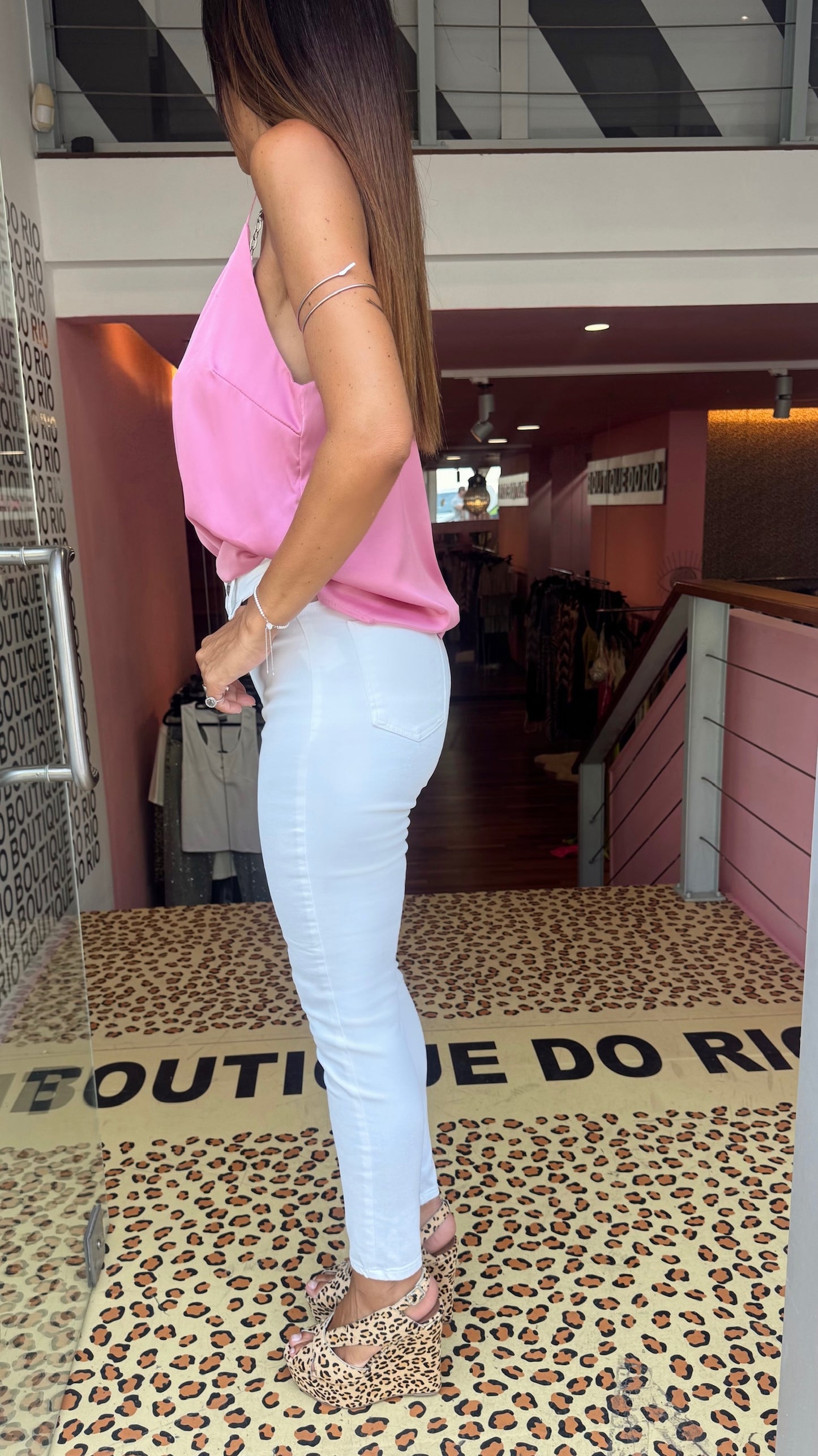 Jeans Cut Out