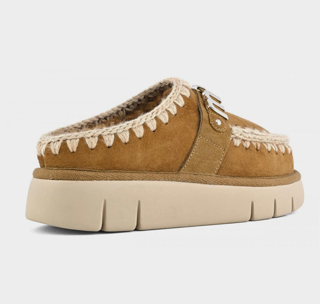 Socas Cognac Mou Footwear
