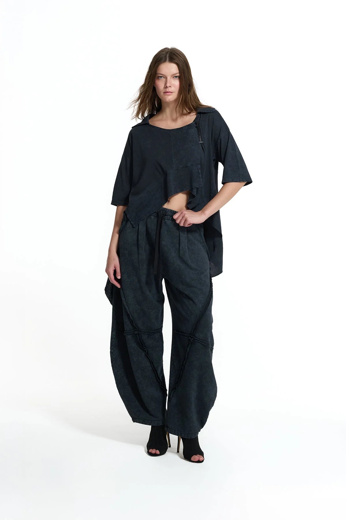 Black Pants Ballon VDR