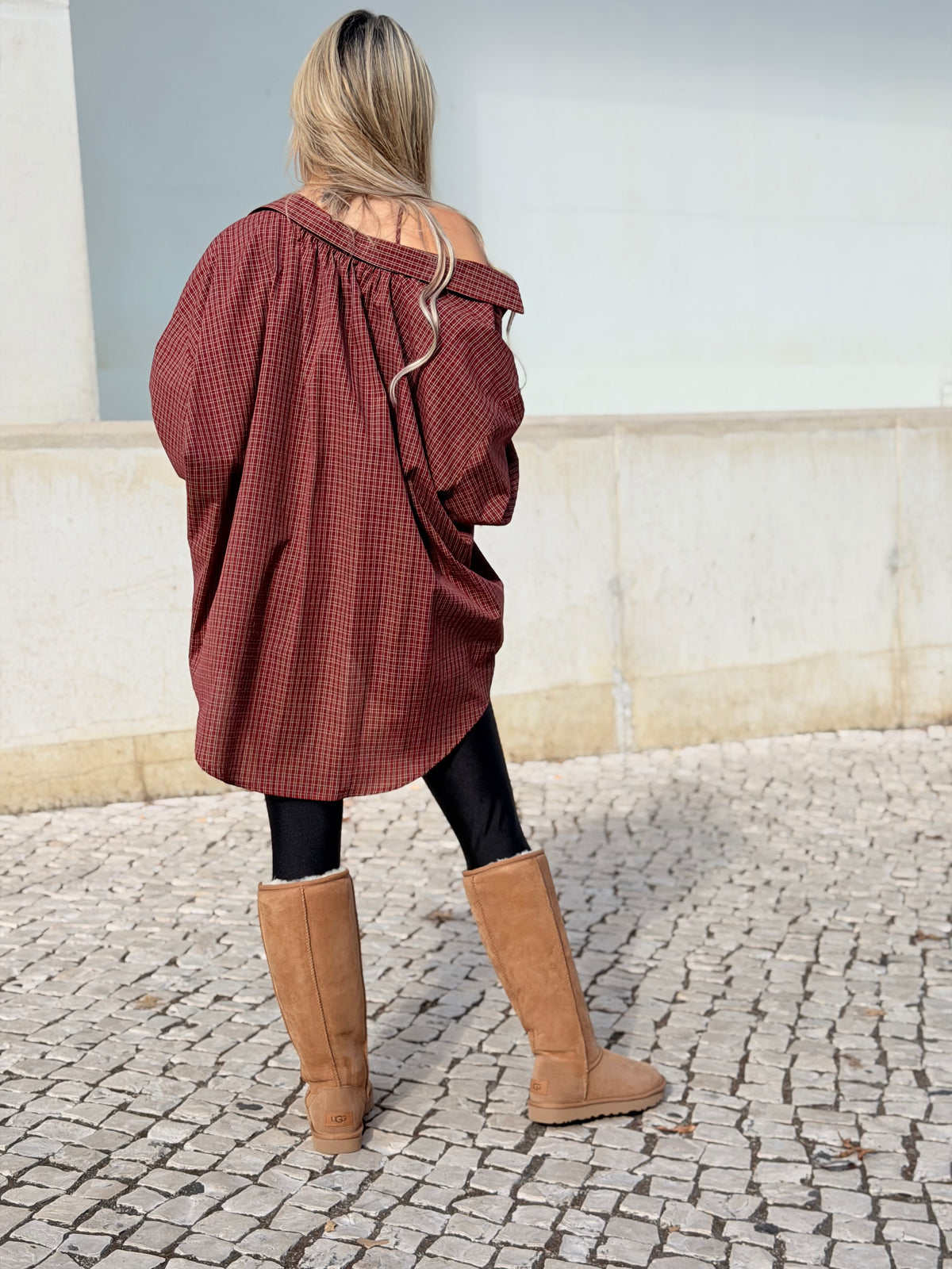 Camisa com Top Triângulo Vicolo