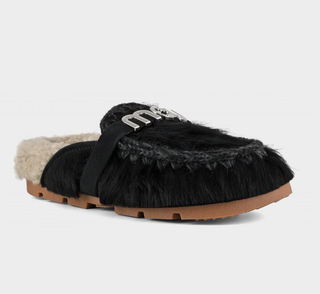 Sleppers Black Mou Footwear