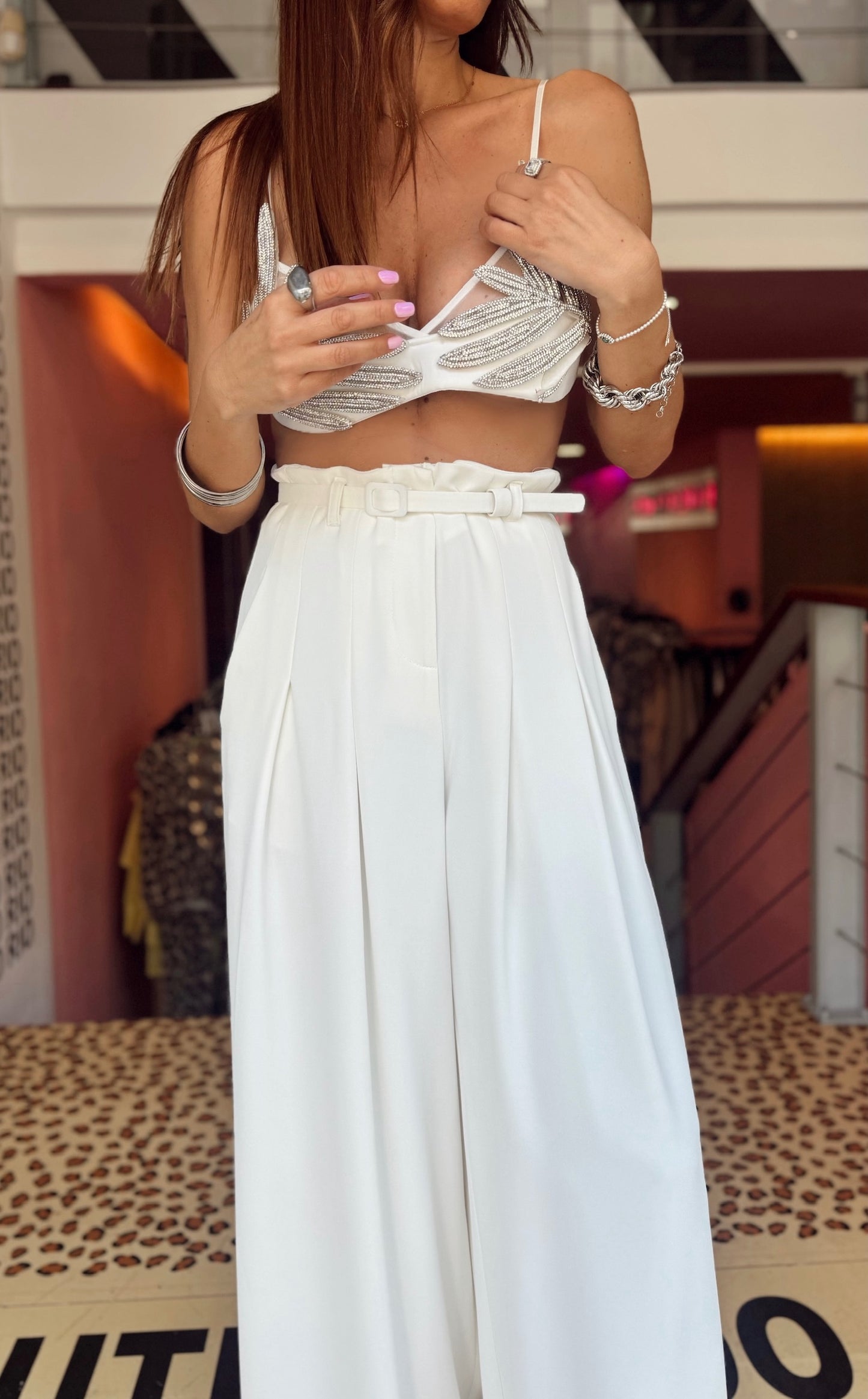 Top Flowers White